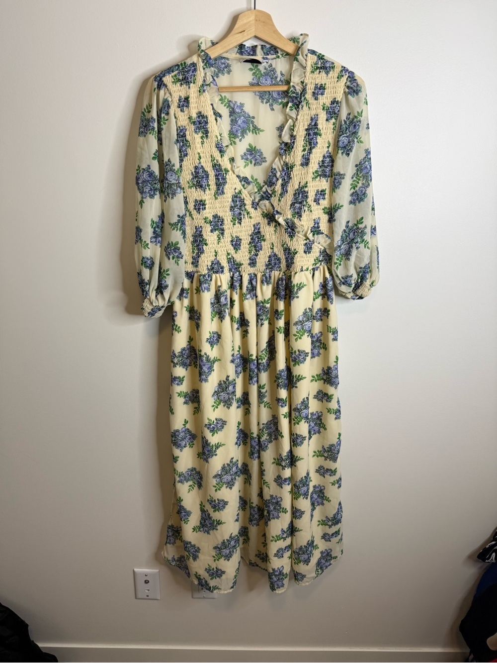 ASOS Yellow Floral Long Sleeve Midi maxi Dress size 12 blue ruffle